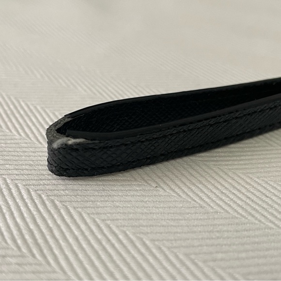 Kate Spade Wallet - Picture 9 of 11